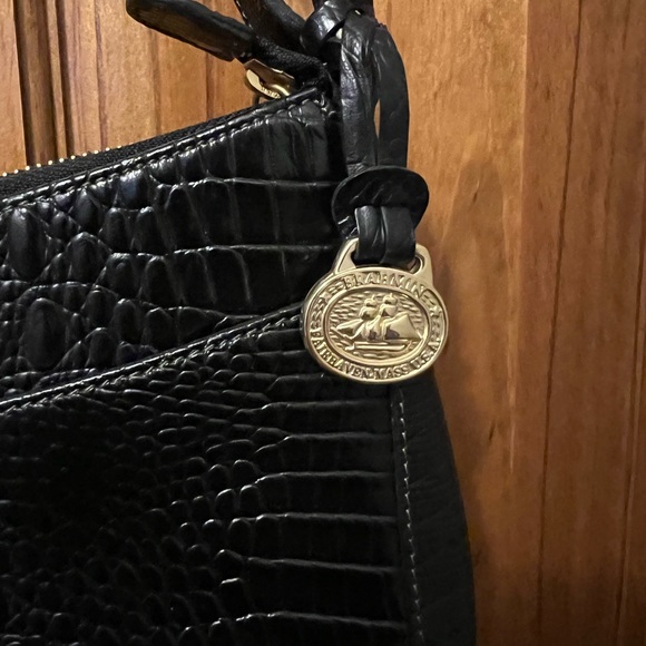 Brahmin Isabelle Melbourne Crocodile Pattern Shoulder Bag - Picture 2 of 9